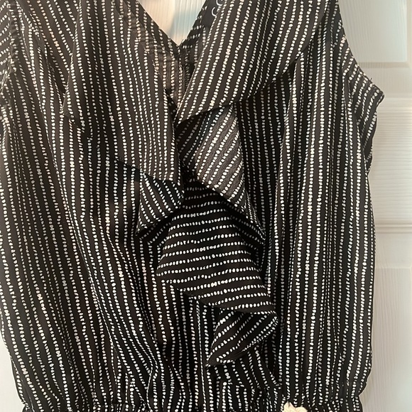 Gigio Romper size Small - Picture 6 of 6